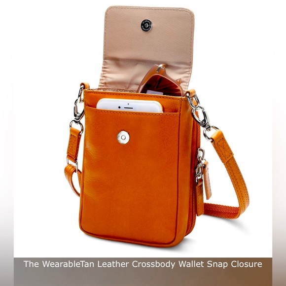 🔥NWT Genuine Leather Crossbody Wallet/Purse 👜 - Picture 8 of 14